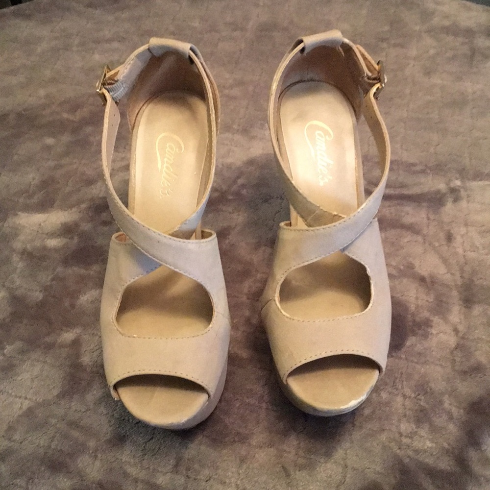 CUTE PLATFORM SANDALS - Picture 2 of 6